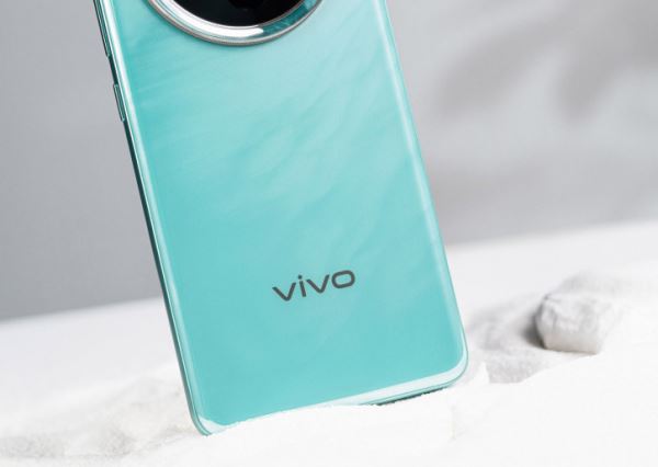 Все расцветки Vivo X200, X200 Pro и X200+ стали известны до анонса