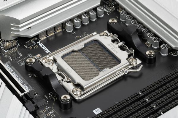 Обзор материнской платы MSI B650M Project Zero формата microATX на чипсете AMD B650 c выносом большинства разъемов на обратную сторону текстолита