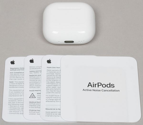 Обзор TWS-гарнитуры Apple AirPods 4 с системой активного шумоподавления