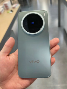 Много живых фото Vivo X200 и X200 Pro mini: что по рамкам?