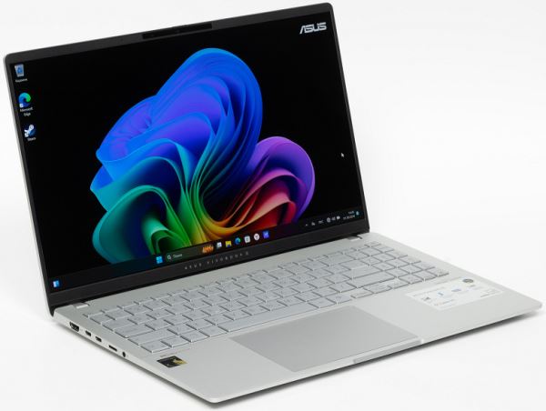 Обзор ультрабука Asus Vivobook S 15 S5507QAD Copilot+ PC на базе Snapdragon X Elite