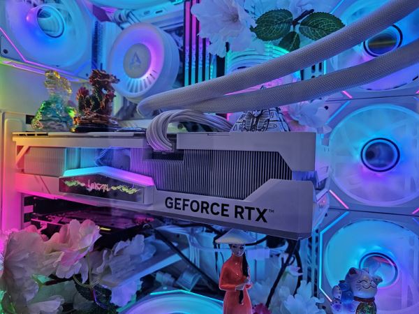 Обзор видеокарты Colorful iGame GeForce RTX 4080 Super Loong Edition OC (16 ГБ)