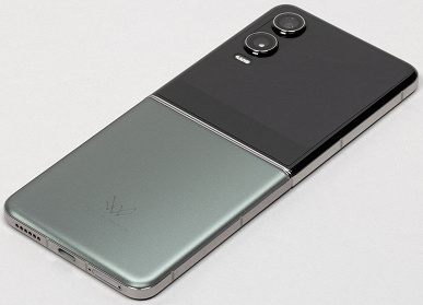 Обзор смартфона-раскладушки Tecno Phantom V Flip2 5G